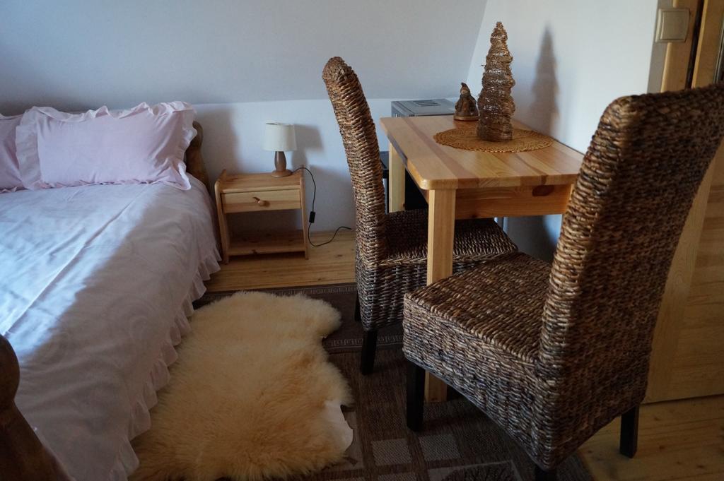 Apartamenty I Pokoje Rodzinne Czarna Gora Exterior photo