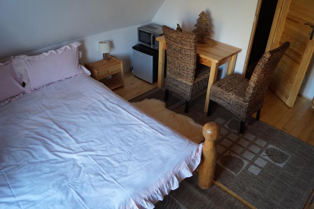 Apartamenty I Pokoje Rodzinne Czarna Gora Exterior photo