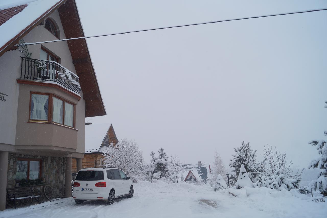 Apartamenty I Pokoje Rodzinne Czarna Gora Exterior photo