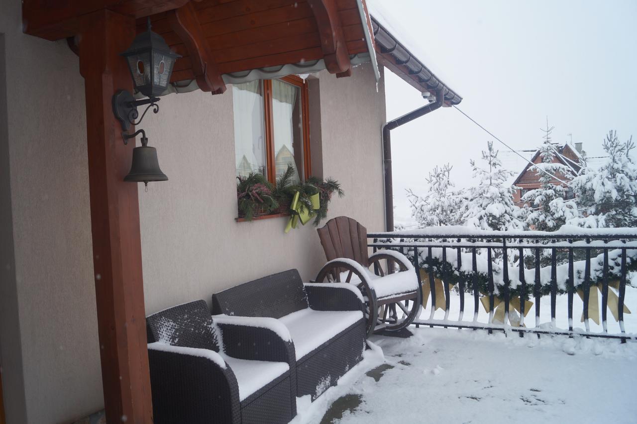 Apartamenty I Pokoje Rodzinne Czarna Gora Exterior photo